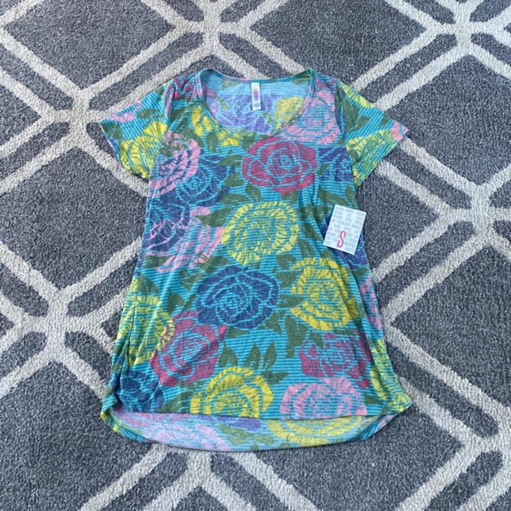 Lularoe Classic T